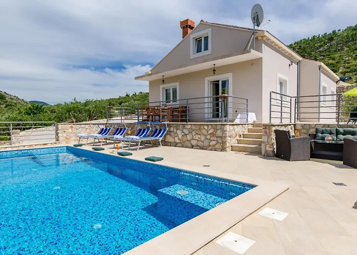 Villa M - Dubrovnik by Villas Guide